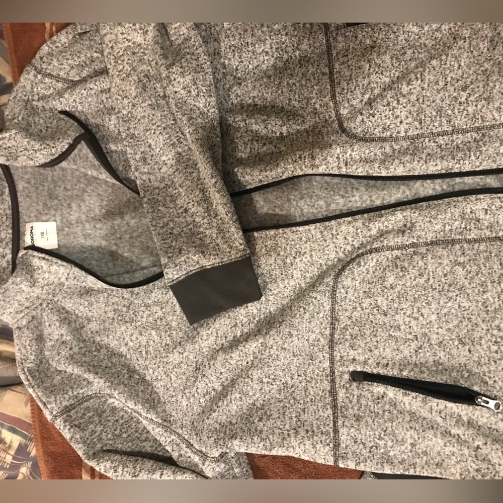 Gray sweater 🩲
